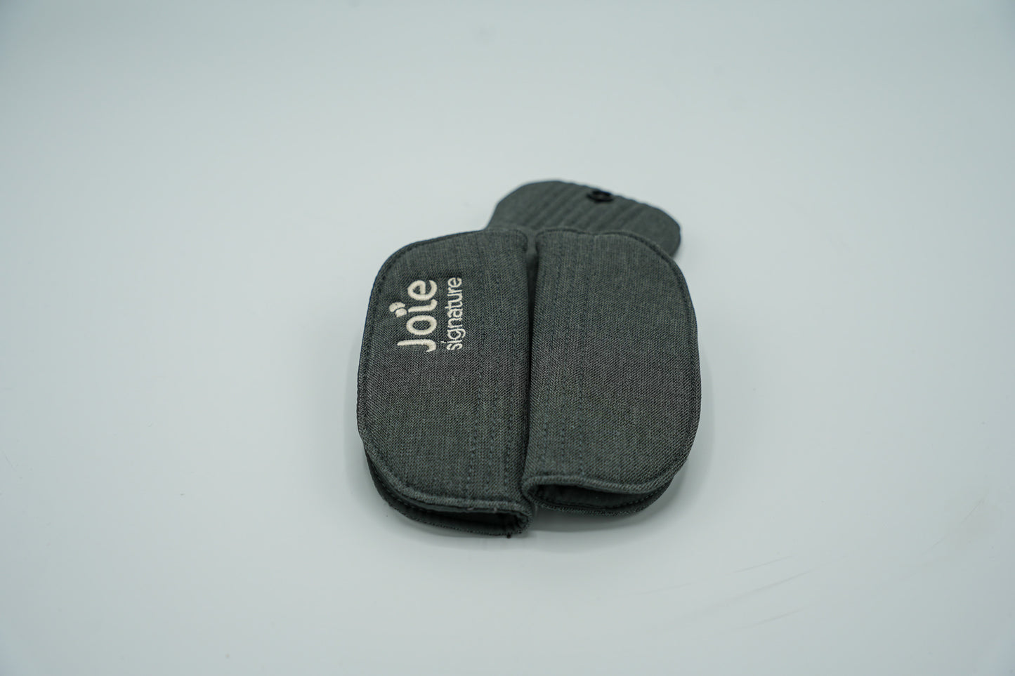 Gurtpolster Signature Joie für Parcel LX – Ersatzpolster in Ebony, Eclipse, Evergreen, Maple & Sandstone