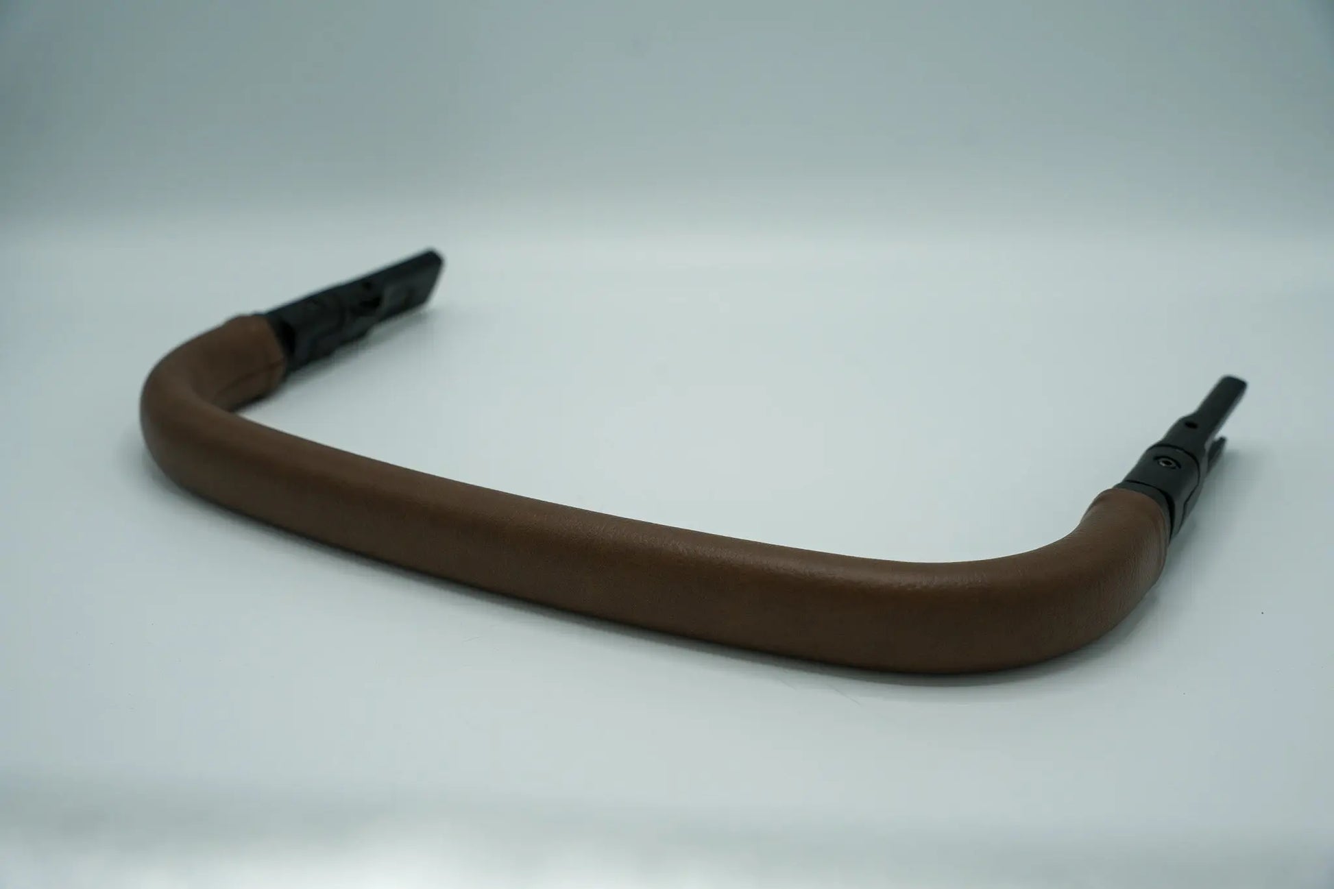 Joie Spielbügel für Parcel & Parcel LX – Leatherette Coffee | Original Ersatzteil joie